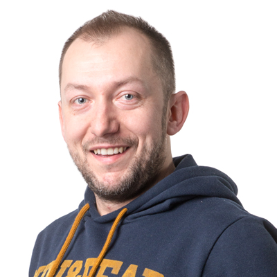 Prowadzący Bartłomiej Filipiuk